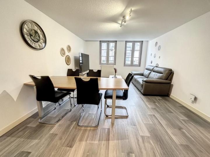 Bury Apartment *